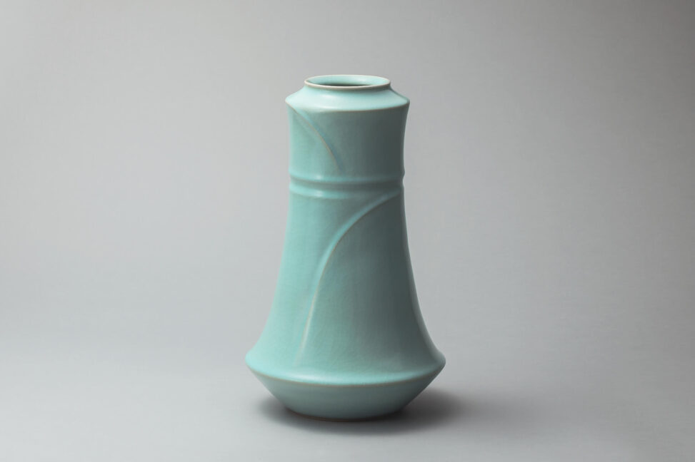 青磁 堂前忠正 ※箱無し 青緑色のひび割れ釉薬の陶器花瓶 花生 堂前